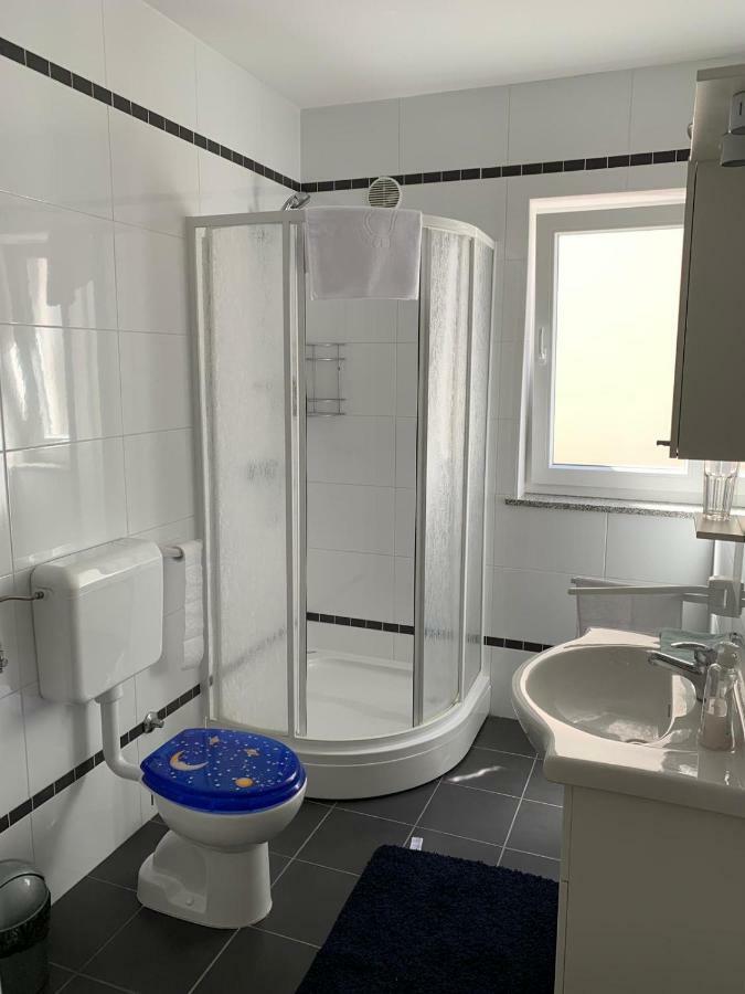 Erna & Inga Apartment Савудрия Екстериор снимка